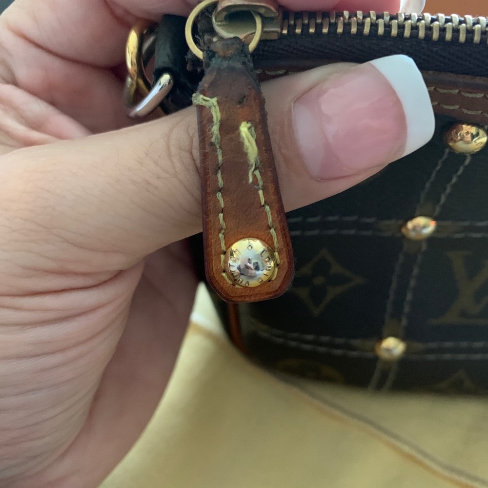 Monogram Riveting Pochette Accessories - Picture 10 of 15